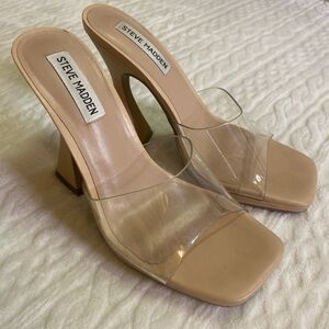 Steve Madden pumps 7.5
